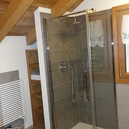 Pila La Taverna Peroulaz Apartament *