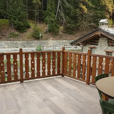 Apartament Pila La Taverna Peroulaz *